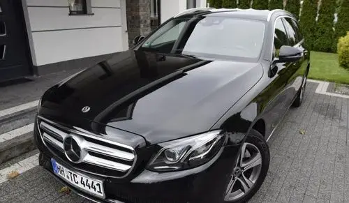 MERCEDES-BENZ Klasa E 