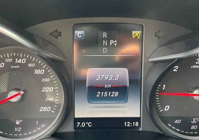 MERCEDES-BENZ Klasa C 220 (BlueTEC) d 7G-TRONIC