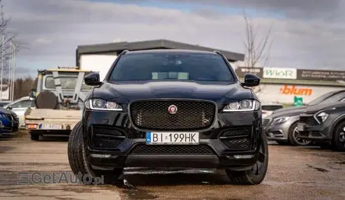 JAGUAR F-Pace 