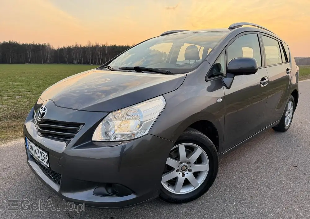 TOYOTA Verso 1.6 5-Sitzer Comfort