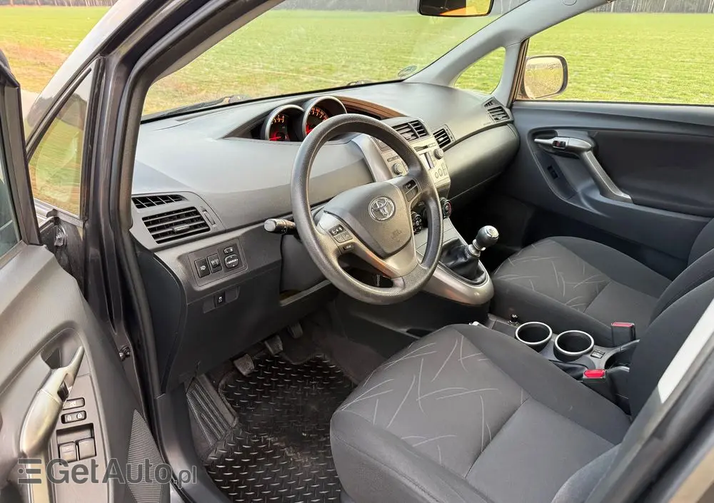 TOYOTA Verso 1.6 5-Sitzer Comfort