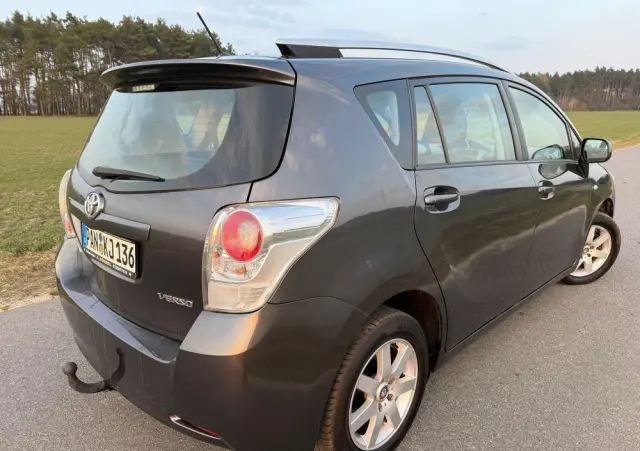 TOYOTA Verso 1.6 5-Sitzer Comfort