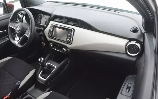 NISSAN Micra 0.9 IG-T N-Connecta