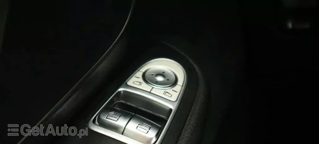 MERCEDES-BENZ Klasa V 