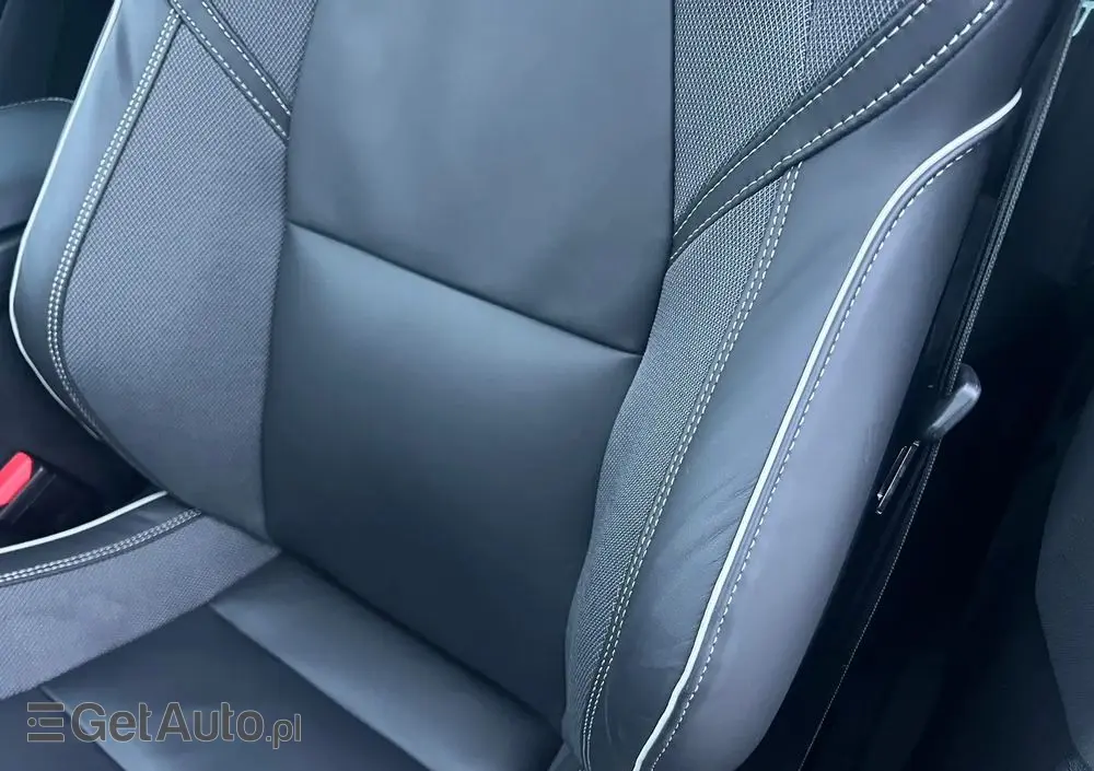 VOLVO XC 60 B5 B AWD Plus Black Edition