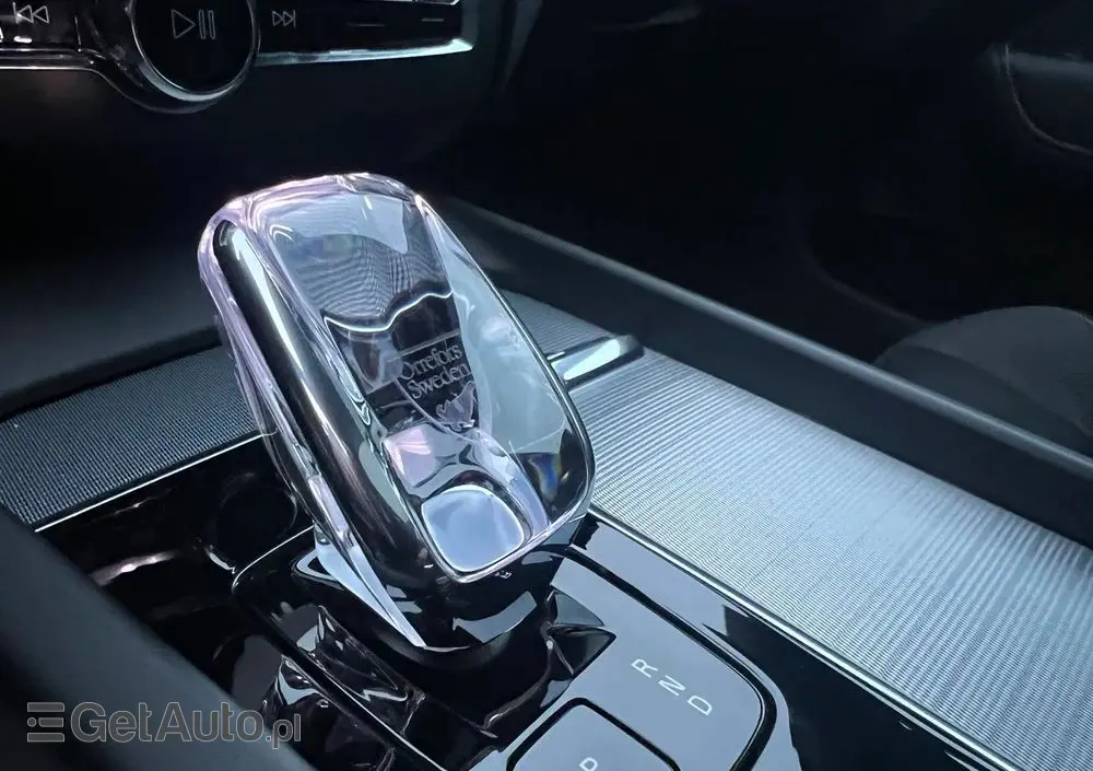 VOLVO XC 60 B5 B AWD Plus Black Edition