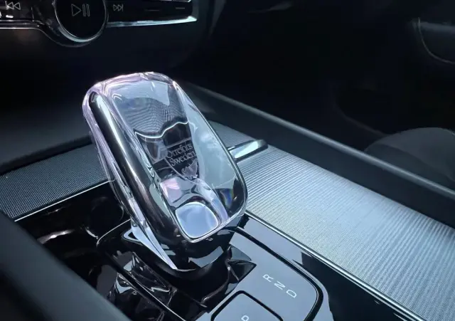 VOLVO XC 60 B5 B AWD Plus Black Edition