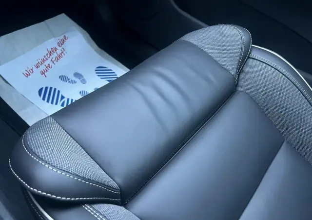 VOLVO XC 60 B5 B AWD Plus Black Edition