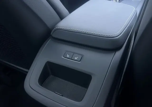 VOLVO XC 60 B5 B AWD Plus Black Edition