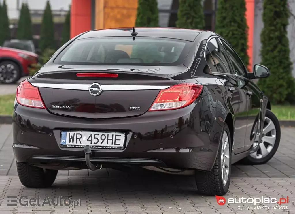 OPEL Insignia 