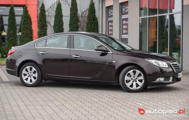 OPEL Insignia 