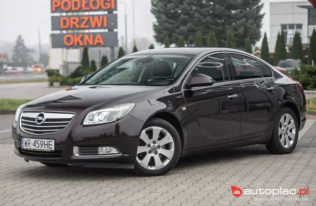 OPEL Insignia 