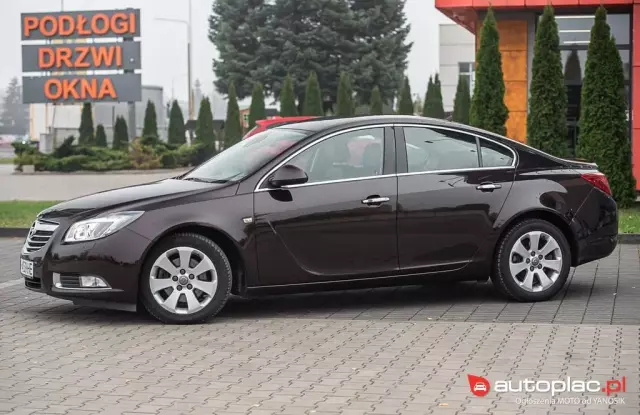 OPEL Insignia 