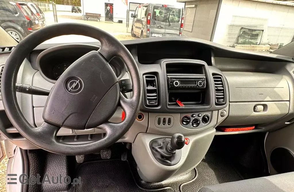 OPEL Vivaro 