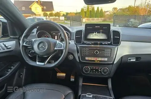 MERCEDES-BENZ GLE 
