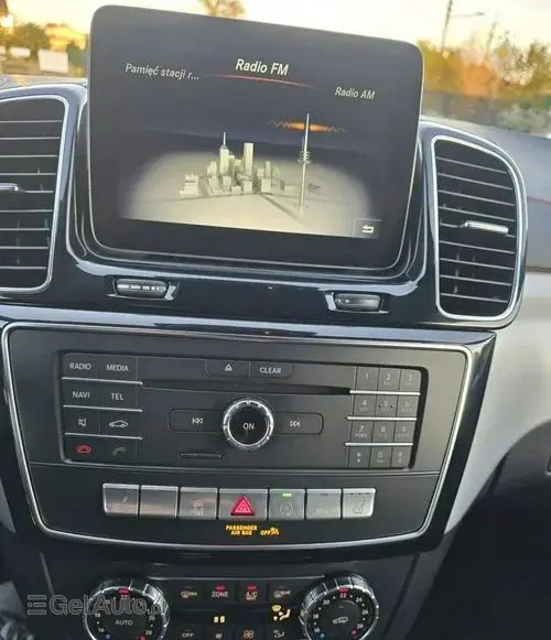 MERCEDES-BENZ GLE 