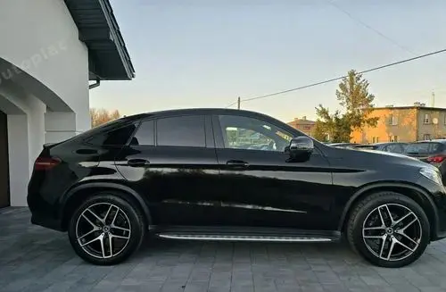 MERCEDES-BENZ GLE 