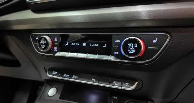 AUDI Q5 2.0 TFSI Quattro Design S tronic