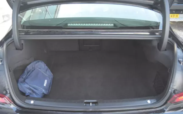 VOLVO S90 D4 Momentum