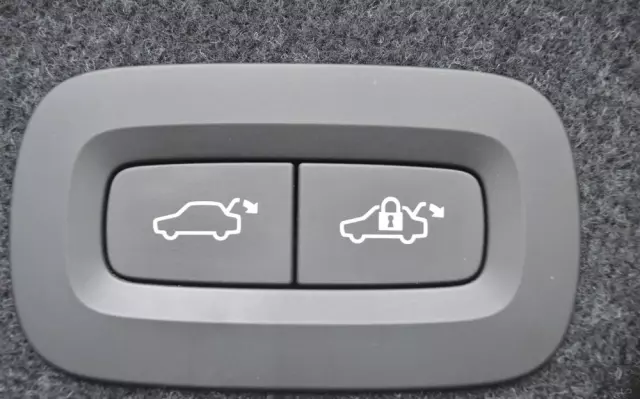 VOLVO S90 D4 Momentum