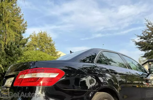 MERCEDES-BENZ Klasa E 