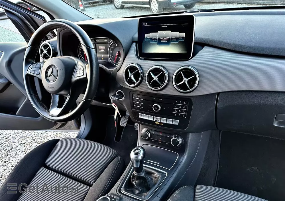 MERCEDES-BENZ Klasa B 180