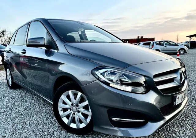 MERCEDES-BENZ Klasa B 180