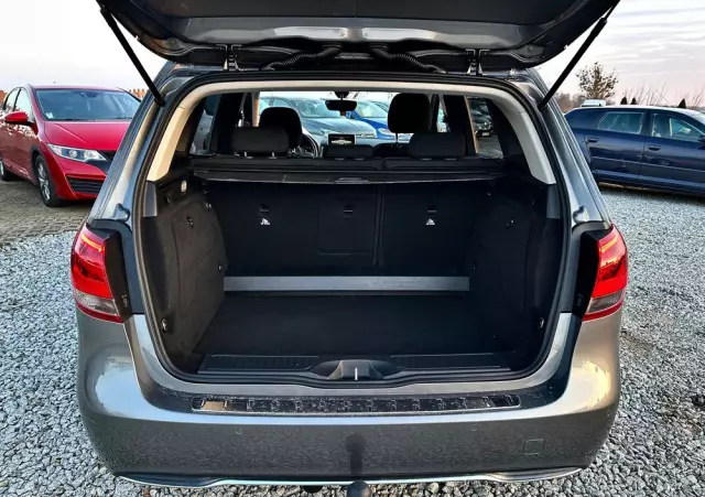 MERCEDES-BENZ Klasa B 180