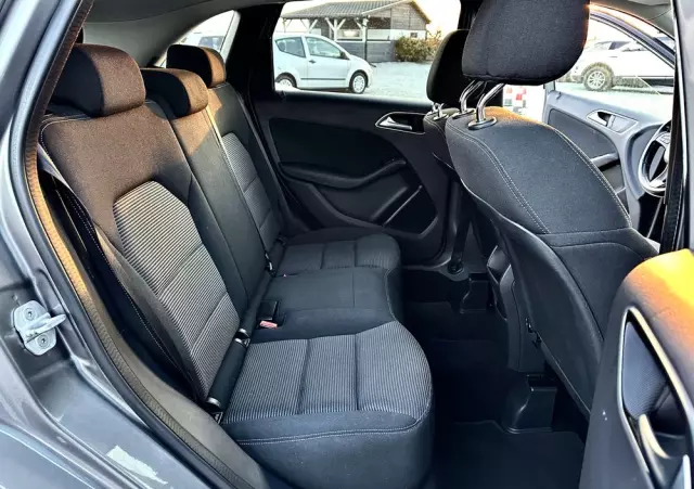 MERCEDES-BENZ Klasa B 180