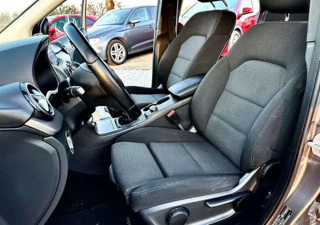 MERCEDES-BENZ Klasa B 180