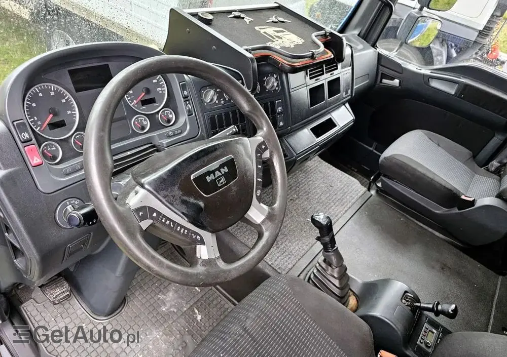 MAN TGL 8.250 