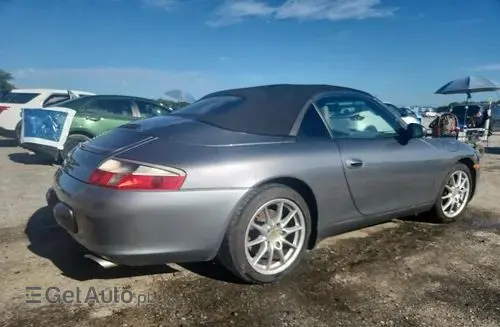 PORSCHE 911 Carrera 