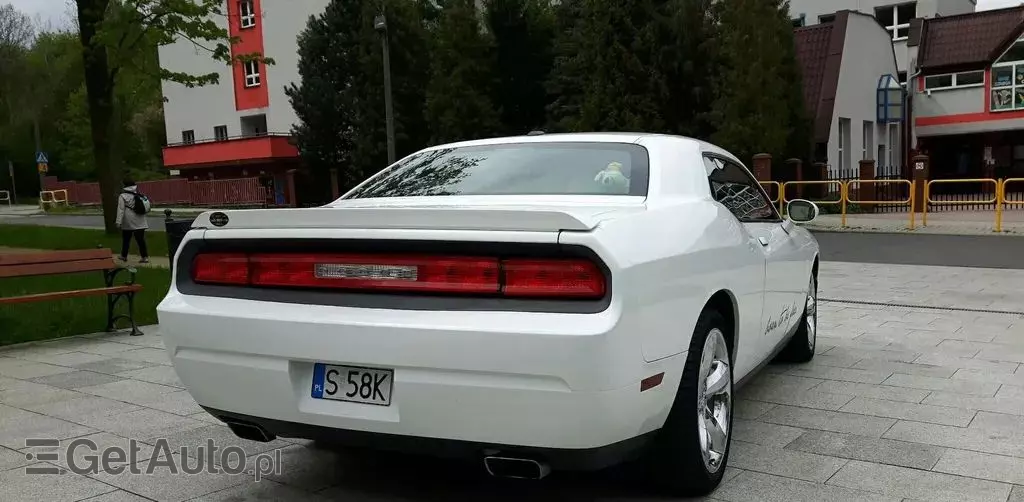 DODGE Challenger 