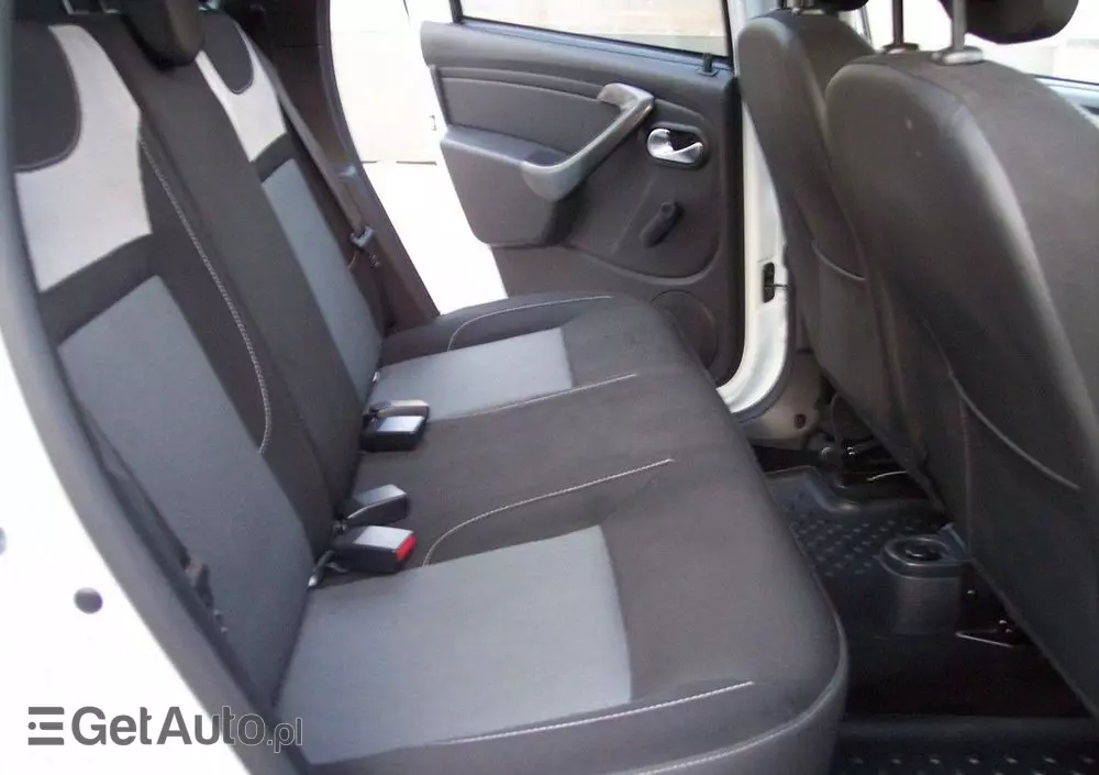 DACIA Duster 1.6 SCe Laureate S&S