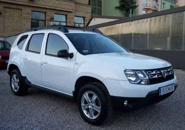DACIA Duster 1.6 SCe Laureate S&S