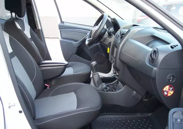 DACIA Duster 1.6 SCe Laureate S&S