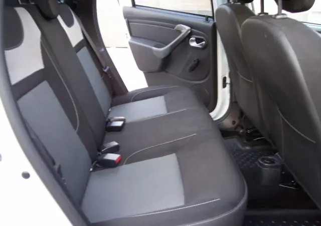 DACIA Duster 1.6 SCe Laureate S&S