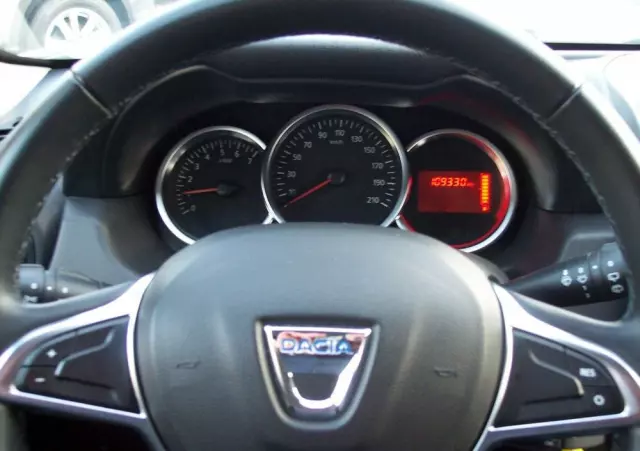 DACIA Duster 1.6 SCe Laureate S&S