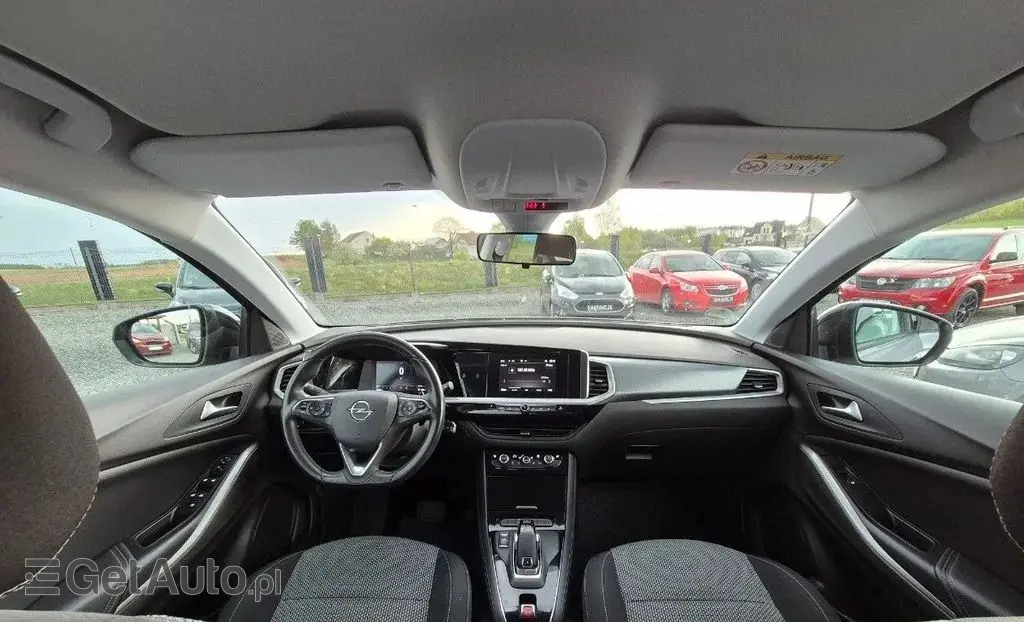 OPEL Grandland 