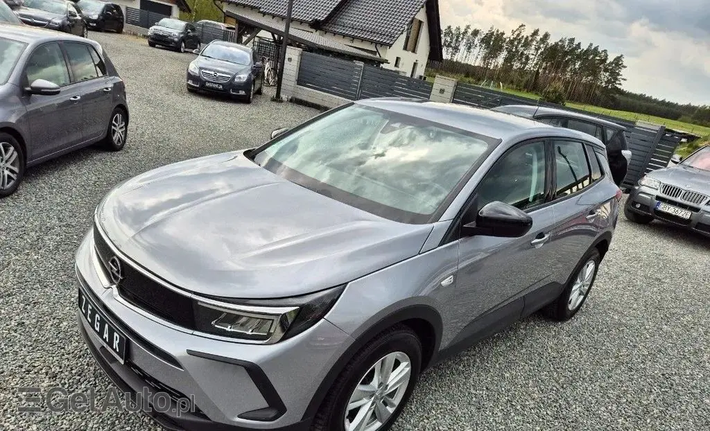 OPEL Grandland 
