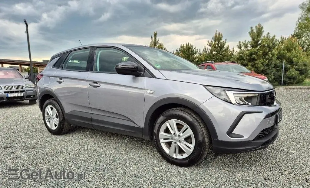 OPEL Grandland 