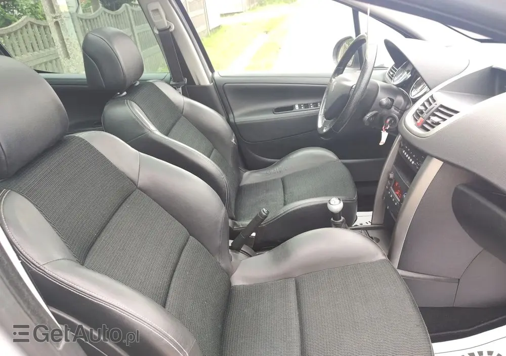 PEUGEOT 207 1.6 VTi Outdoor