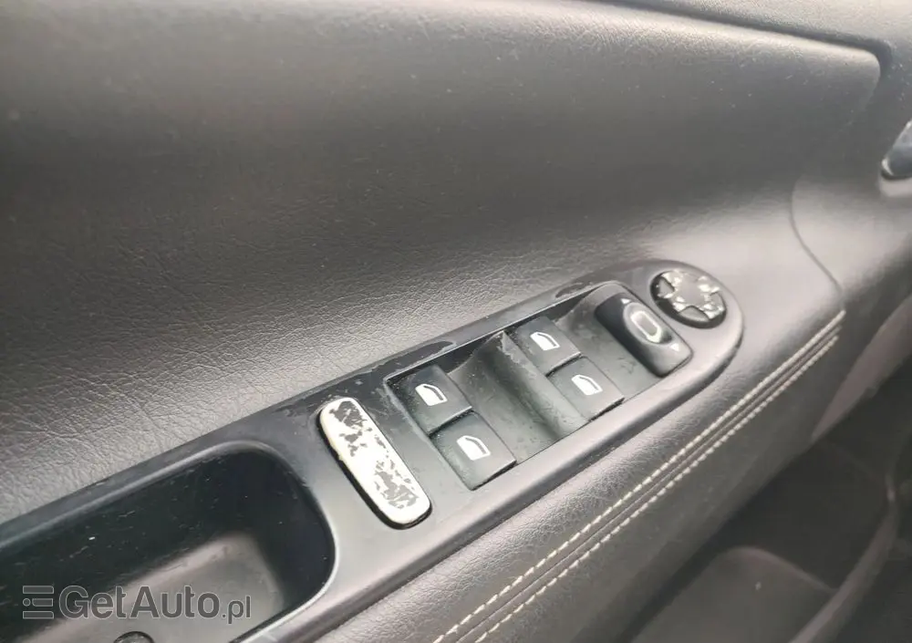 PEUGEOT 207 1.6 VTi Outdoor