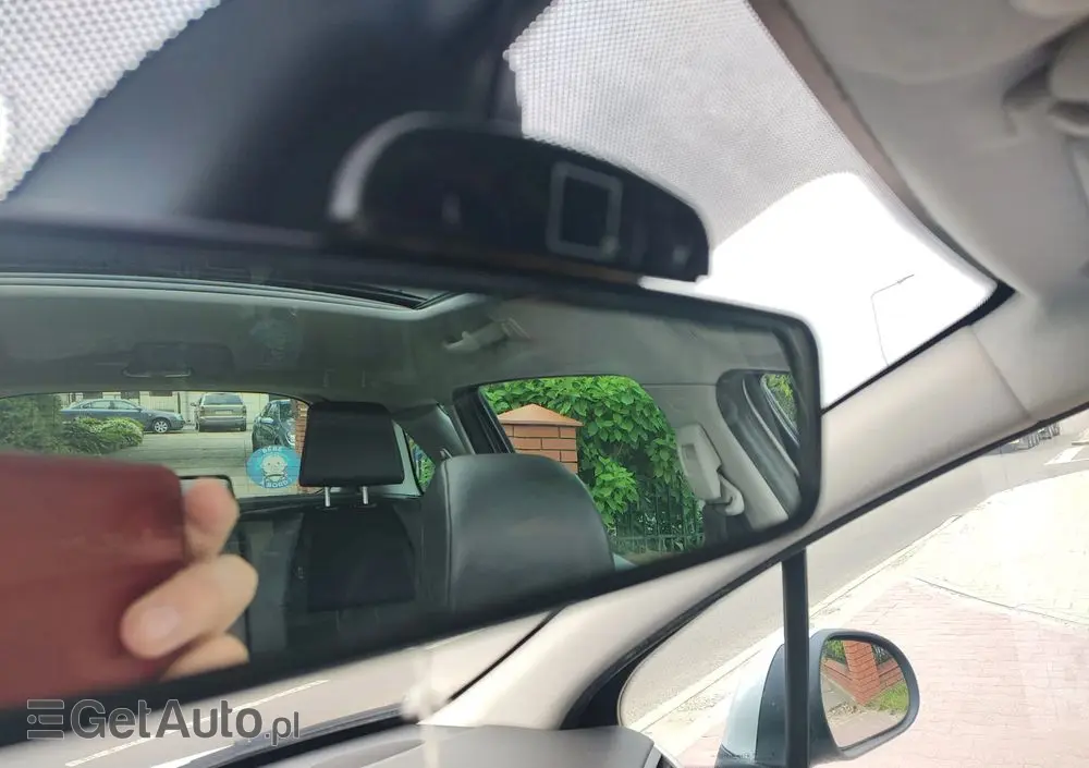 PEUGEOT 207 1.6 VTi Outdoor