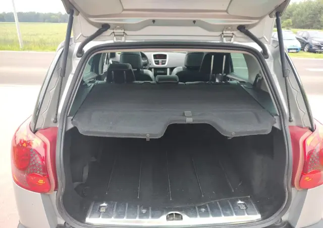 PEUGEOT 207 1.6 VTi Outdoor