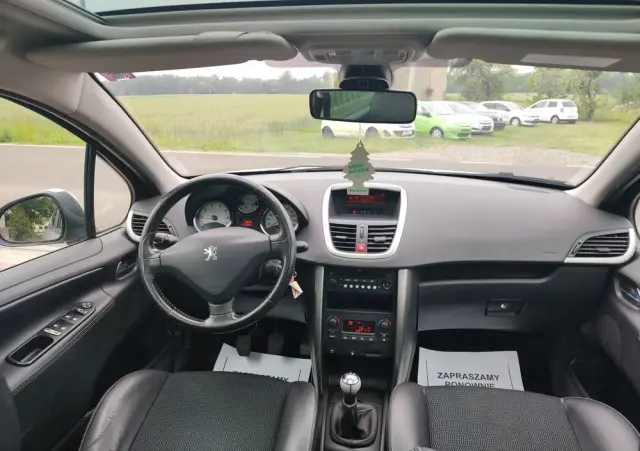PEUGEOT 207 1.6 VTi Outdoor