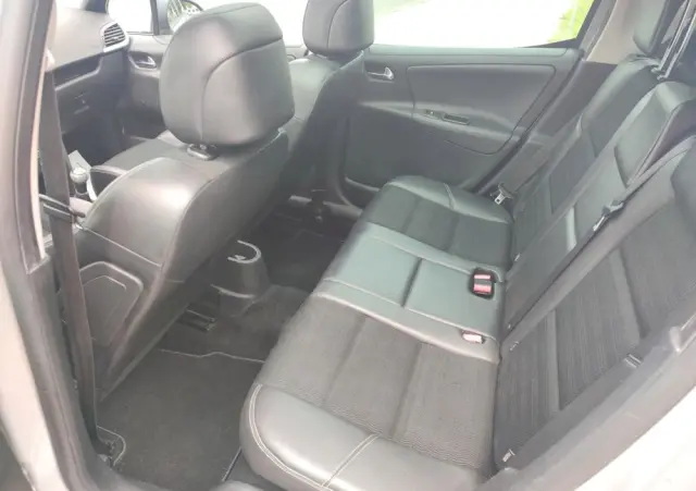 PEUGEOT 207 1.6 VTi Outdoor