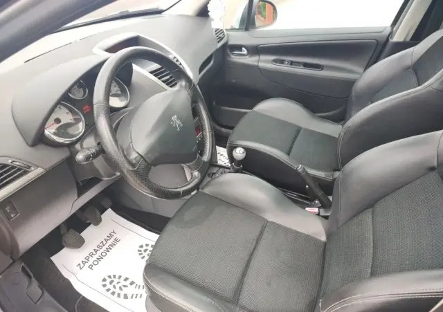 PEUGEOT 207 1.6 VTi Outdoor