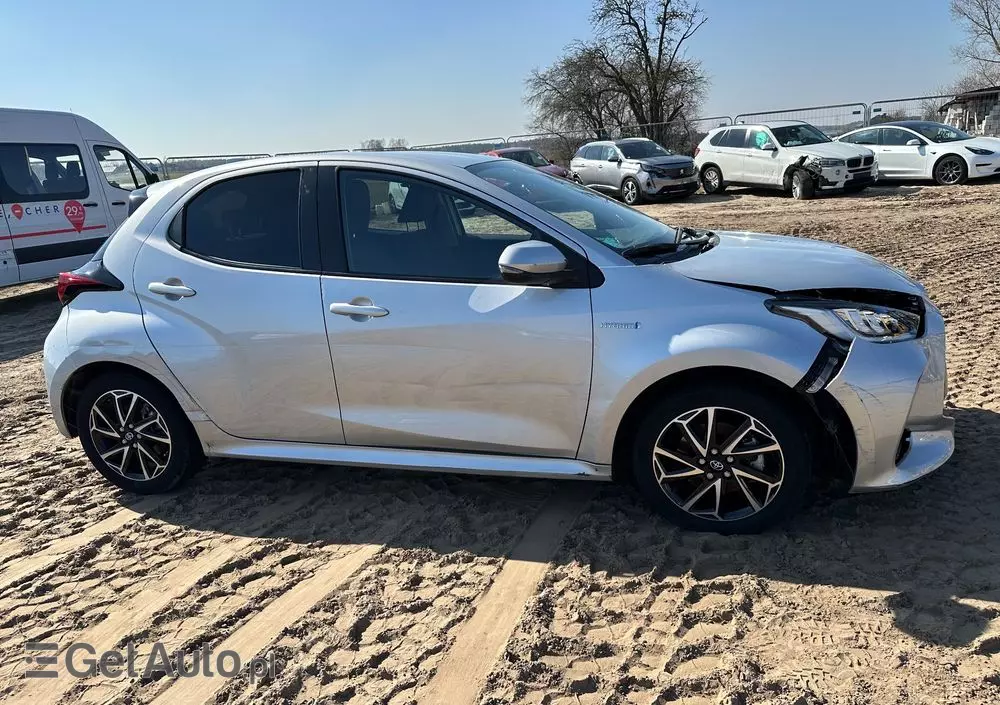 TOYOTA Yaris Hybrid 1.5 VVT-i Elegant