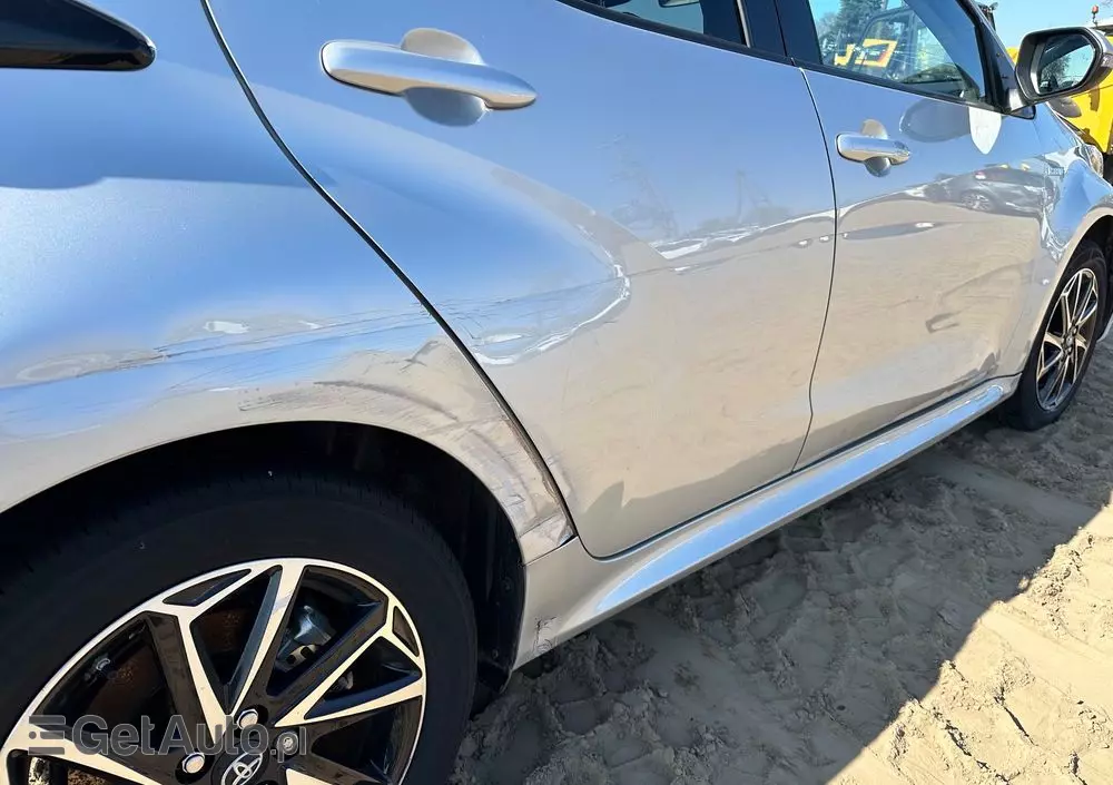 TOYOTA Yaris Hybrid 1.5 VVT-i Elegant